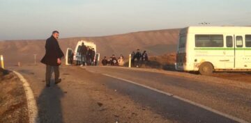 Öğrenci Servisi Otomobil ile Çarpıştı: 2 Yaralı