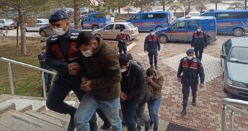 Jandarma’dan Zehir Tacirlerine Operasyon