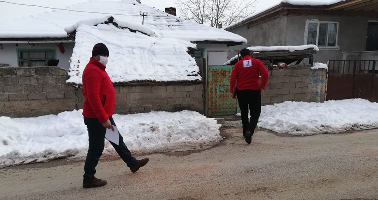 Kızılay’dan İhtiyaç Sahiplerine Yardım Eli