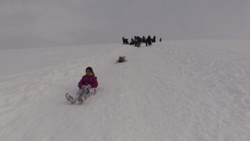 Tepeyi Kayak Pistine Çevirdiler