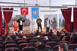 Oğuzlar’da Çocuklara Tatil Hediyesi 