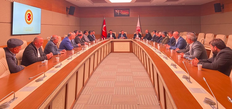 “Her Aradığımızda Ulaşabildiğimiz Bir Vekilimiz Var”