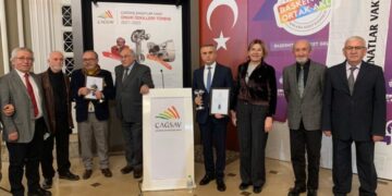 ÇAĞSAV’dan Çorum Belediyesine Onur Ödülü