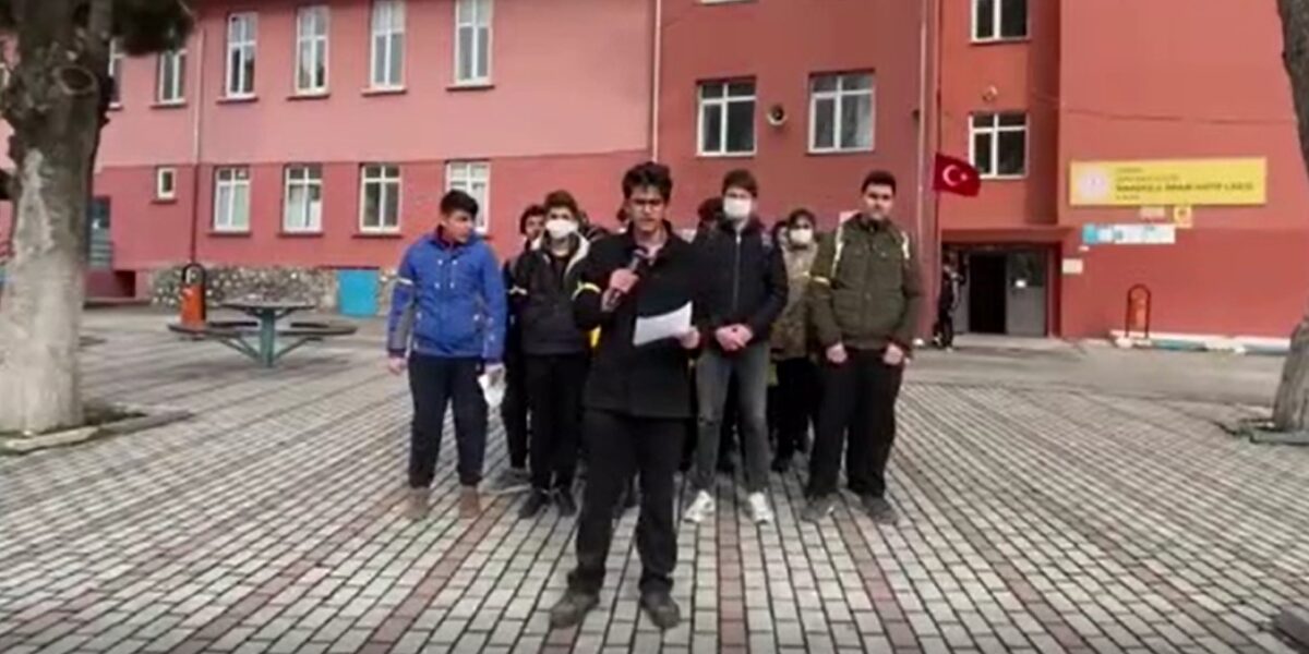 TÜGVA’lı Gençler Çanakkale Zaferi’ni Unutmadı