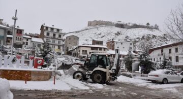 İskilip’te Kar Temizleme Çalışmaları Devam Ediyor