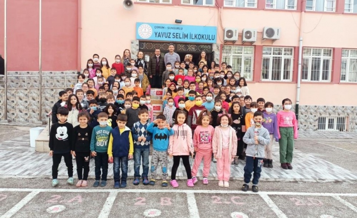 Mehmetçiğe Leblebi ve Mektup Gönderdiler