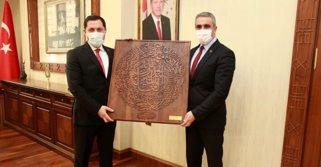 MHP’den Çorumlu Vali’ye Ziyaret