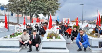 Ülkücüler Şehitleri Kur’an-ı Kerim Okuyarak Andı