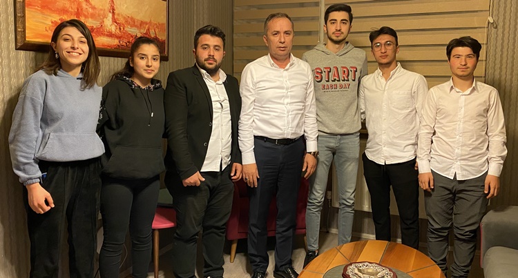 Ceylan’dan Kadın Futbol Takımına Destek Sözü!