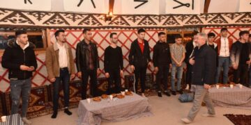 Başkan Aşgın, Ülkücü Gençlerle Buluştu