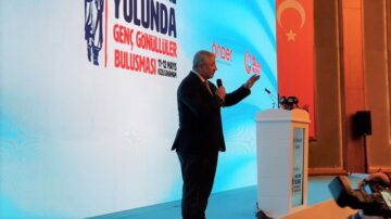 Aşgın, Ankara’da ÖNDER’li Gençlere Hitap Etti