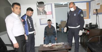 Dilencilik Yaparak Yarım Günde 530 Lira Topladı