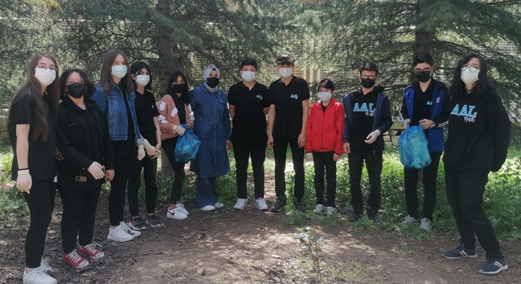 Öğrenciler Ağaç Dikti, Çevre Temizliği Yaptı