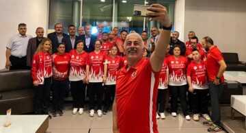 Milli Takım Sporcularından Milletvekili Ceylan’a Madalya Sözü!
