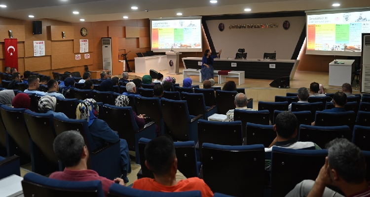 Belediye Personelini Etkili İletişim Anlatıldı