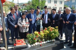 Şehit Aybüke Öğretmen Mezarı Başında Anıldı