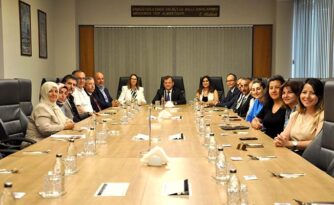 Sanayide Kadın Eli!