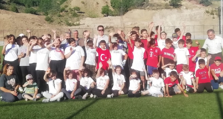 Oğuzlar’lı Gençler Sporla Gelişiyor