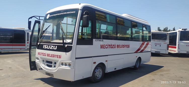 Tunç Soyer’den Mecitözü’ne Otobüs