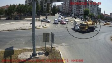 Vidanjör ve Kamyonet Kazası Güvenlik Kamerasında