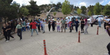 Çorum Belediyesi Gençlik Merkezi Öğrencileri Piknikte Buluştu