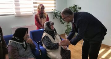Ahlatcı’dan, Ulu Çınarlara Hürmet