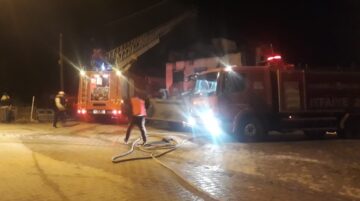 Alevlere Teslim Olan Ev Kullanılamaz Hale Geldi