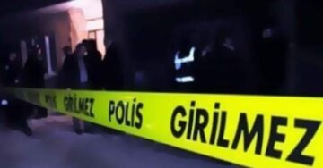 Evinde Ölü Bulundu