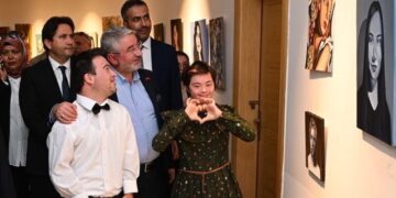 Bu Sergi, Bir Başka Güzel