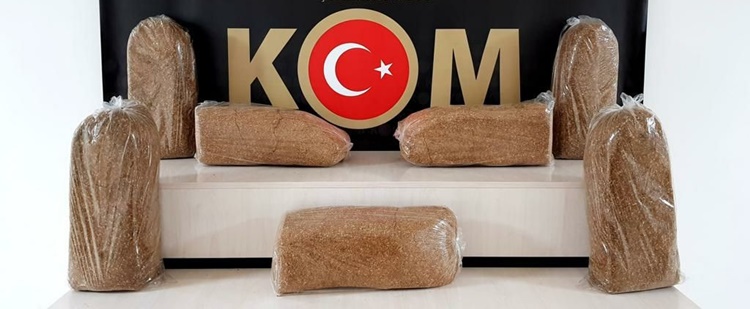 Polisten Kaçak Tütün Operasyonu