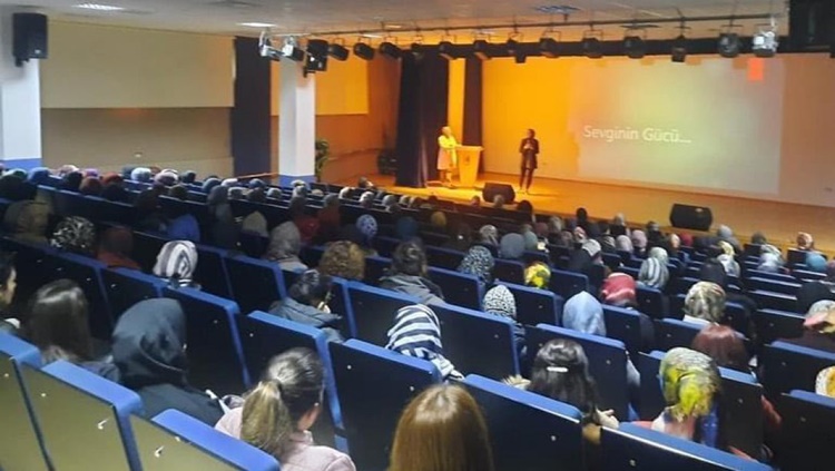 Milli Eğitim Bakanlığından “Aile Okulu Projesi”