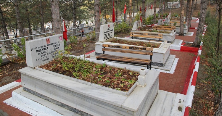 Şehitlikte Çalışmalar Tamamlandı