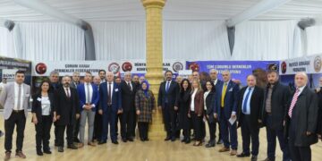 Dünyanın Merkezi, İstanbul’da Tanıtılıyor