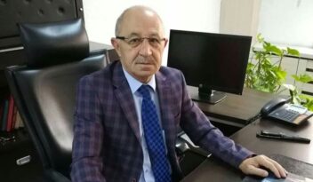 Nihat Özarslan Vefat Etti