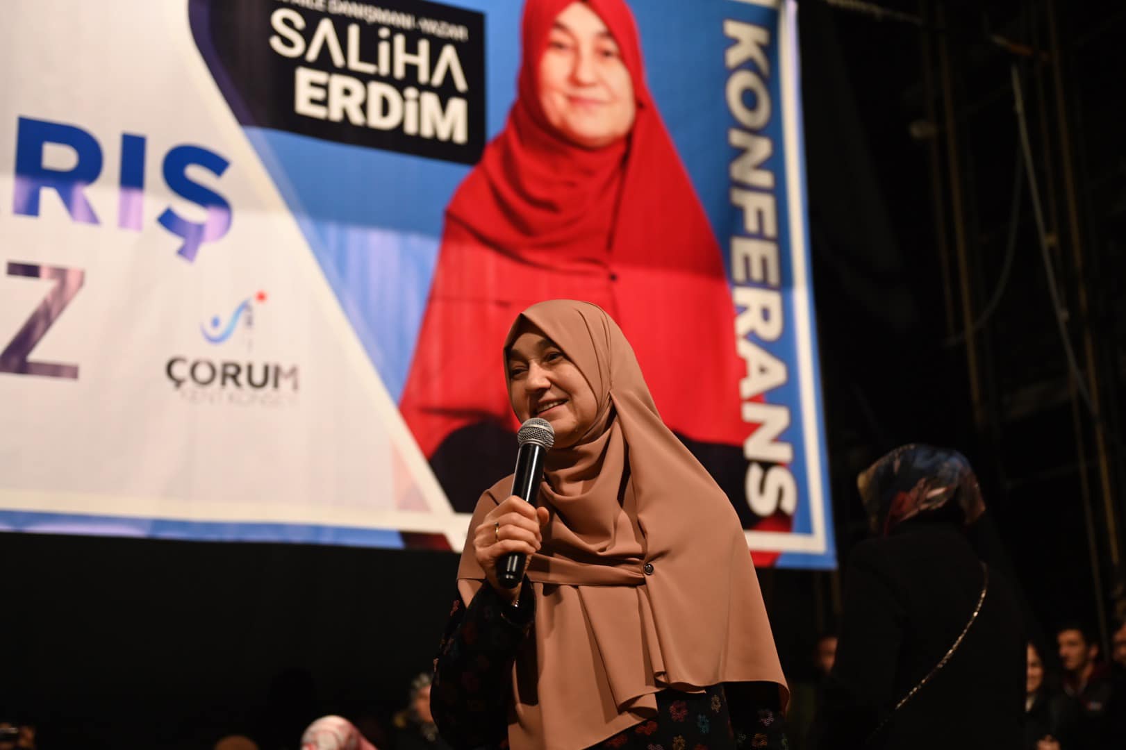 Saliha Erdim Konferansına Yoğun İlgi