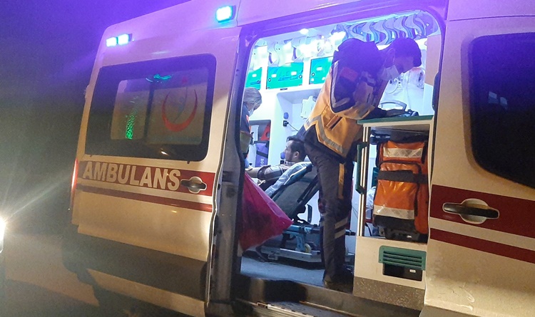 Çorum’da 2 Genç Birbirini Bıçakladı