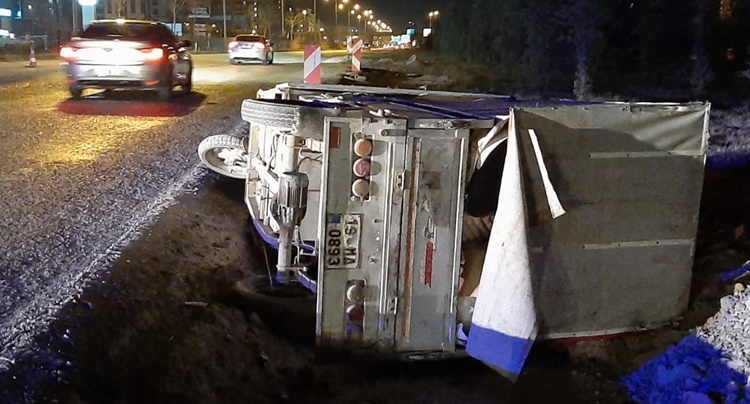 Devrilen Üç Tekerlekli Motosikletteki Çocuk Yaralandı