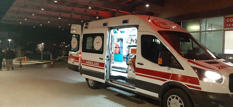 Çorum’da Bir Çocuk Bıçaklı Kavgada Yaralandı