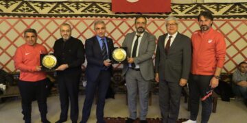 Antrenörler, Çorumlu Obası’na Konuk Oldu