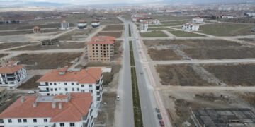 Belediye, Şehri Yeni Yollarla Ağ Gibi Örüyor