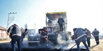 2022’de Yol ve Asfalt Çalışmaları Hız Kesmedi