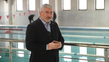 Yüzme Havuzları Faaliyete Geçiyor