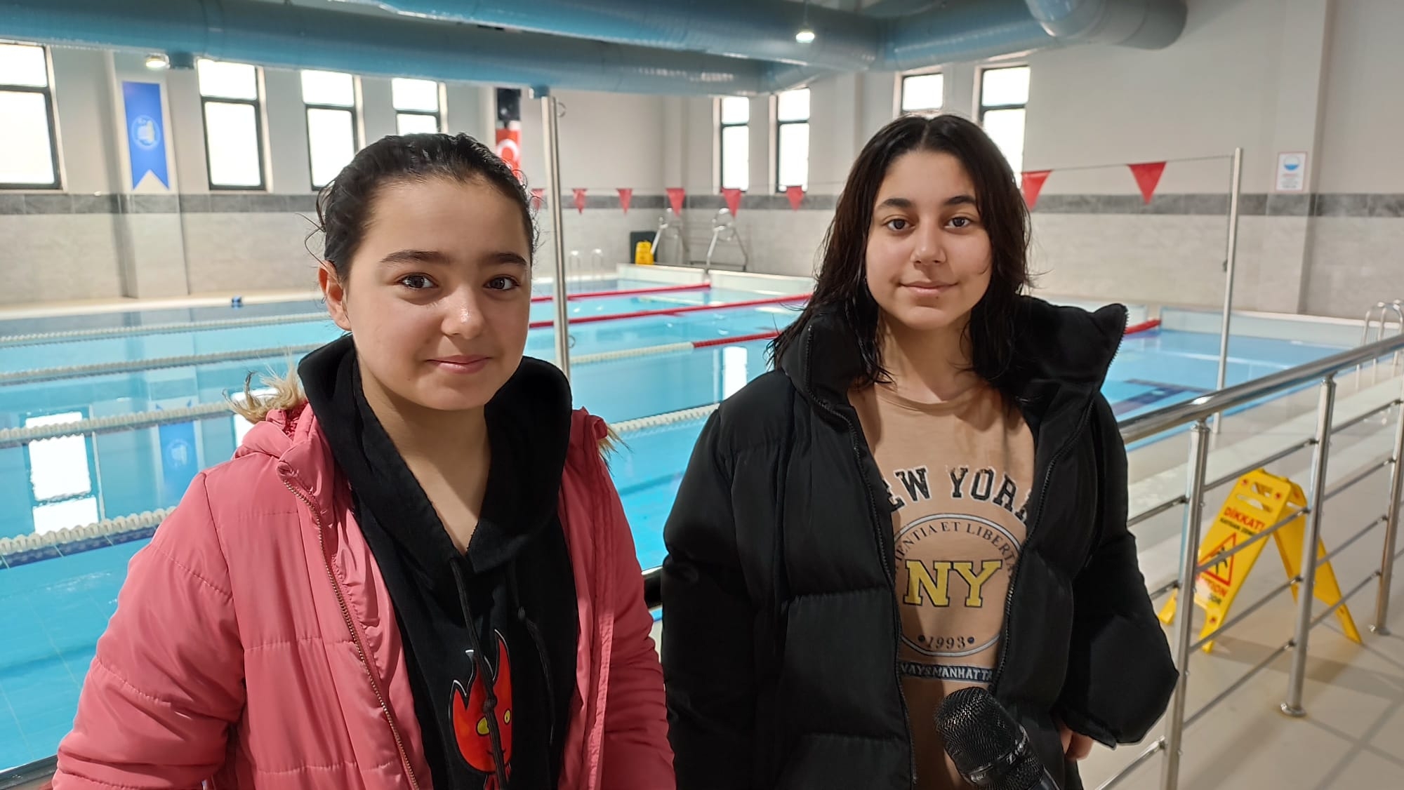 Başkan Aşgın’a Karne Hediyesi İçin Teşekkür Ettiler