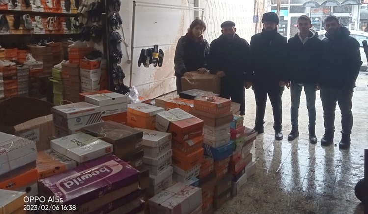 Ayakkabıcı Esnafı Duyarsız Kalmadı