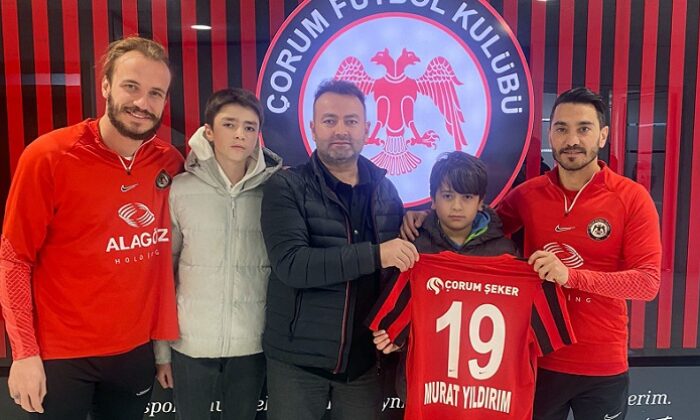 Kaptanın Forması Depremzedeler İçin Satışa Çıktı