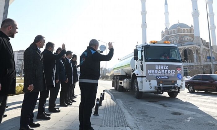 Belediye Ekipleri Afşin’e Yolcu Edildi