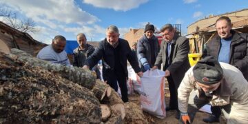 Depremzedeler İçin İşbirliği