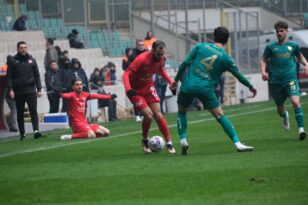 Bursaspor : 0 Çorum FK : 3