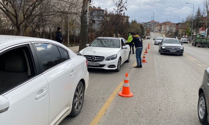 Aranan 26 Kişi Yakalandı