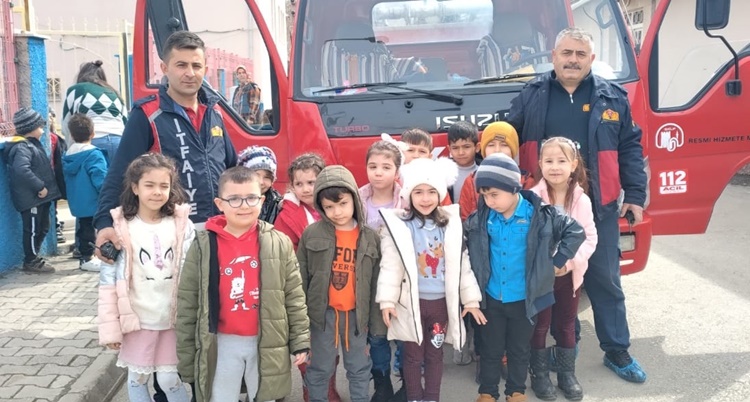 Ana Sınıfı Öğrencilerinden İtfaiye Teşkilatı Ziyaret